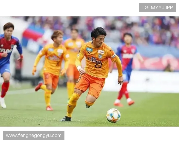 山口雷诺法迎战福冈黄蜂全力争胜展现球队实力与斗志